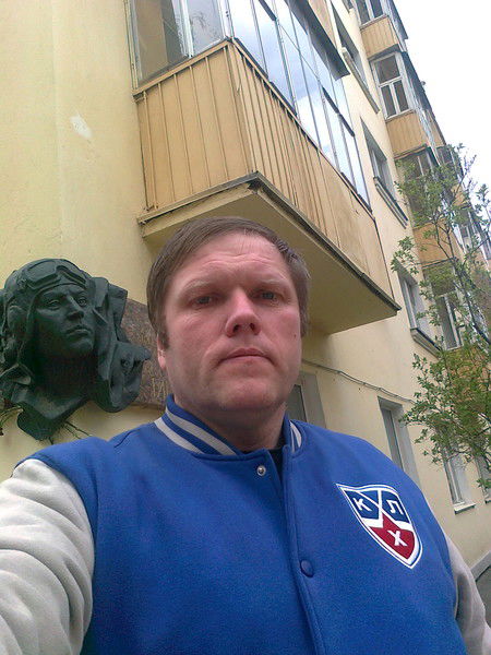 Сергей Есаков