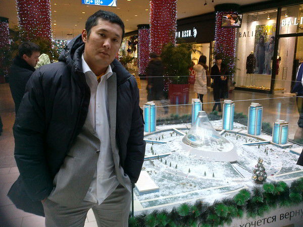 Есен Жанасов