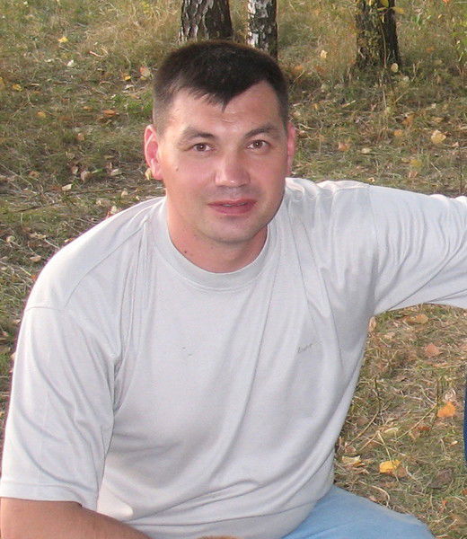 Олег Николаев