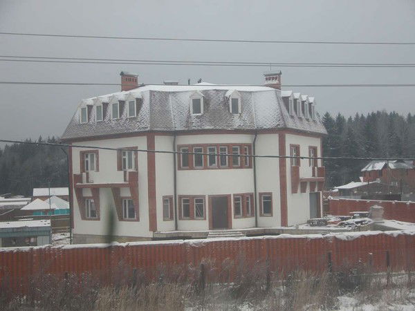 Борис Перов