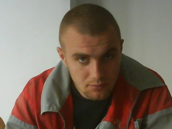 Рома Леонов