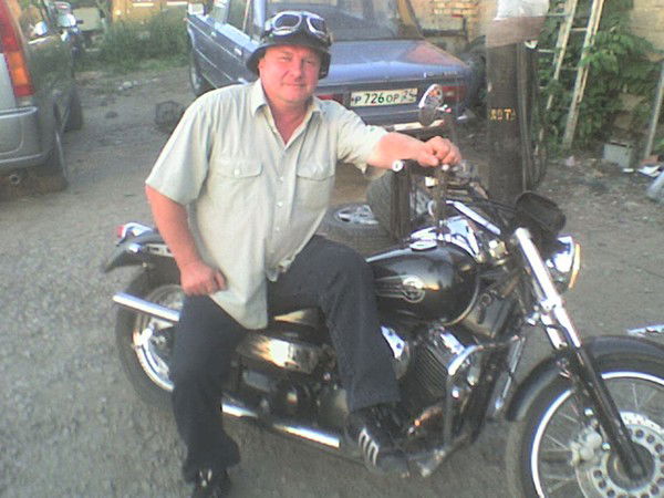 Александр Карапец