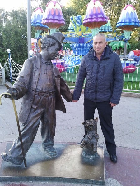 Константин Непеин