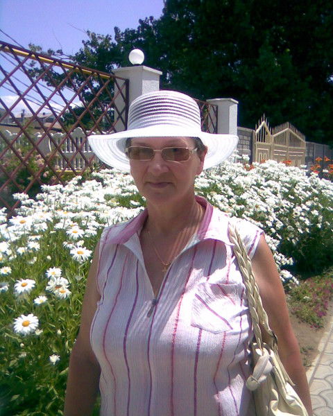 Зоя Двинянинова