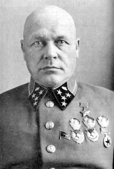 Игорь Ермолаев