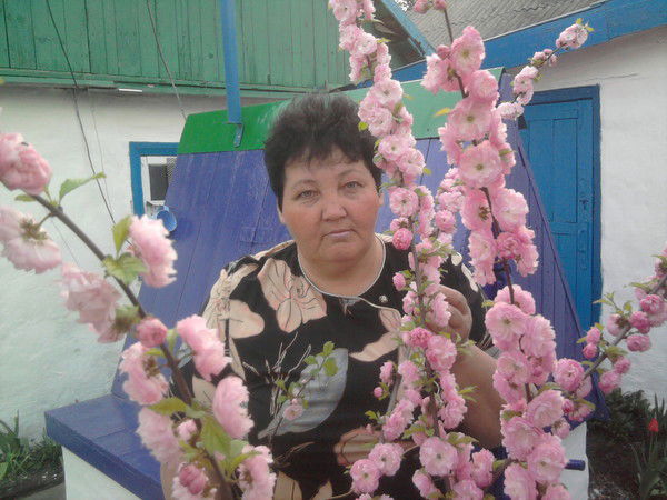 Любовь Белых