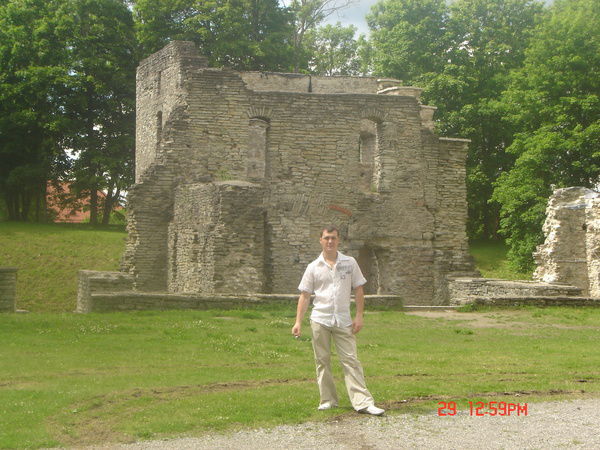 Дмитрий Романов