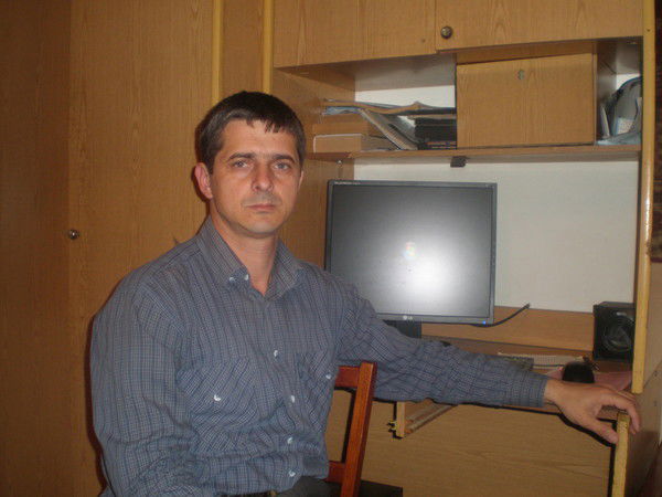 Александр Лозовский