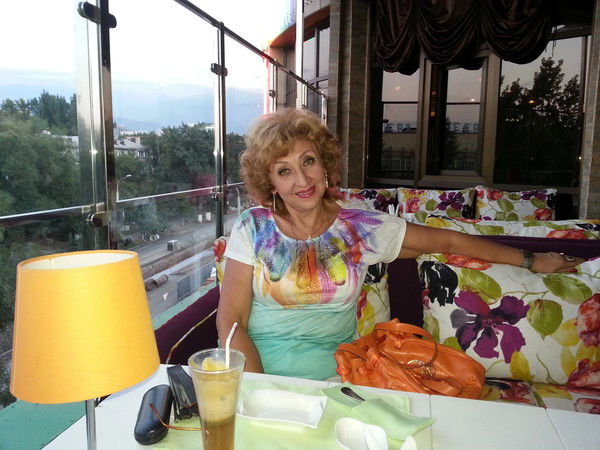 Неля Белоглазова