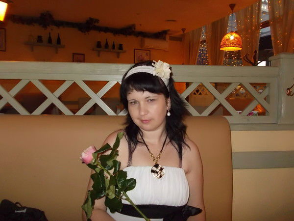 Лена Иванова