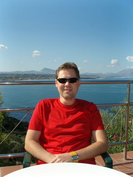 Максим Привалов