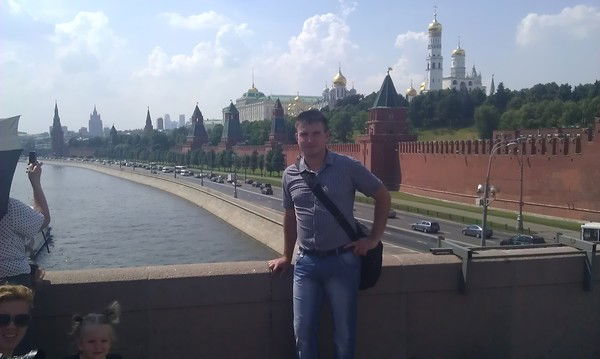 Виктор Кухарский