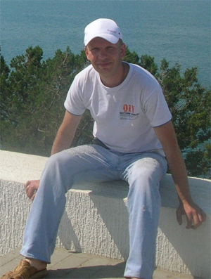 Денис Бабиков