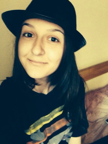 Катя Левина.