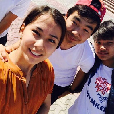 Айсерi Торебек