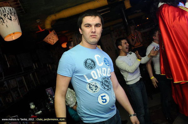 Артем Харченко