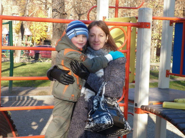 Алена Белозорова