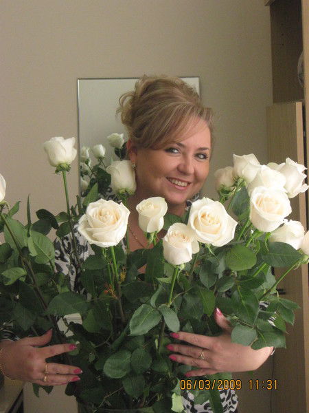 * Sandra * * Sandra *