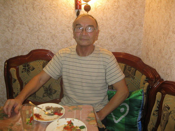 Александр Лебедев