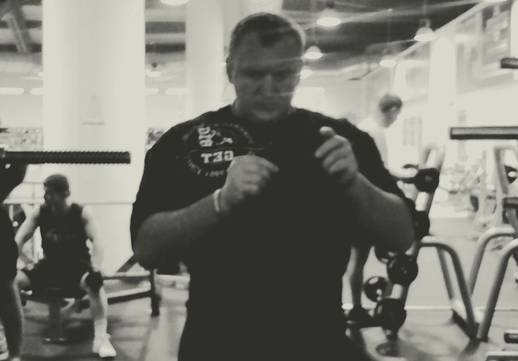 Виктор Бондаренко