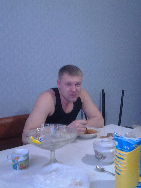 Николай Баринов