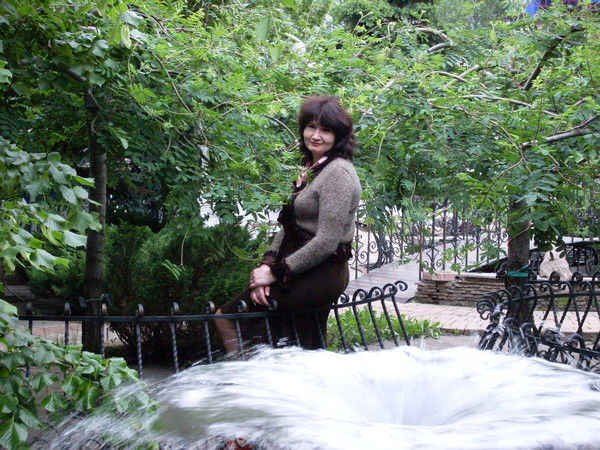 Елена Нещадим