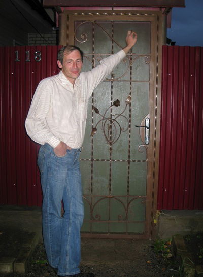 Владимир Макагонов