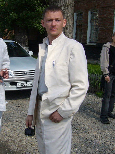 Андрей Толстых