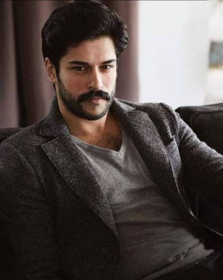 ۩๑ Ğőĺďěň ๑۩ Love