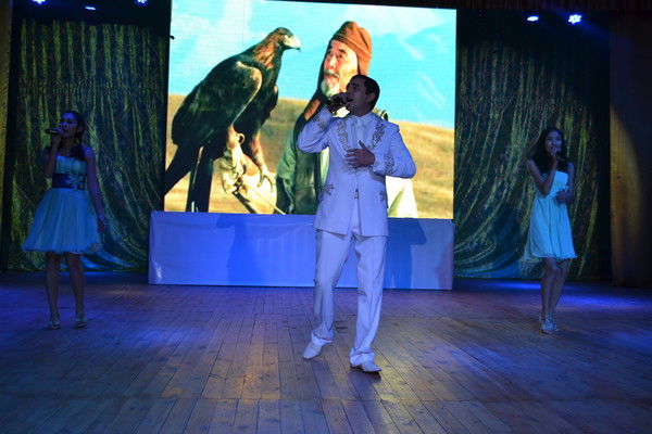 Александр Агафонов