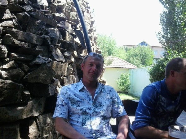 Александр Ерошков