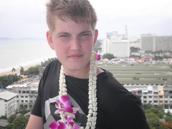 Сидоджи Л Стял