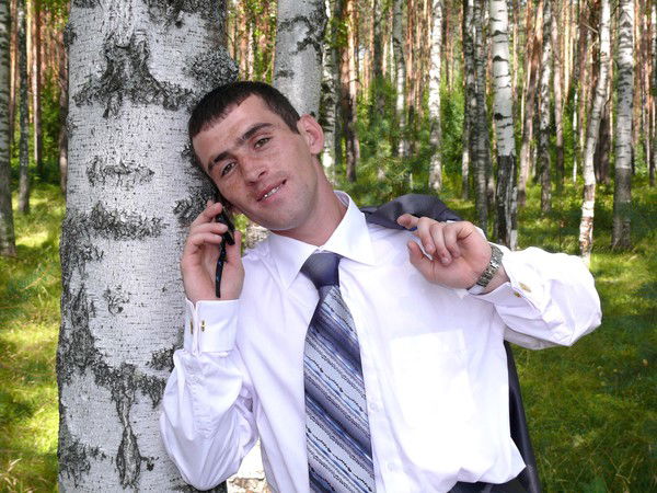 Александр Живов