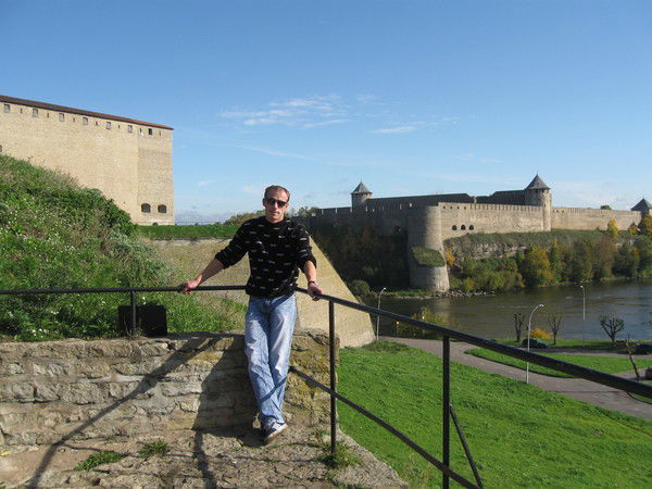 Александр Васильев