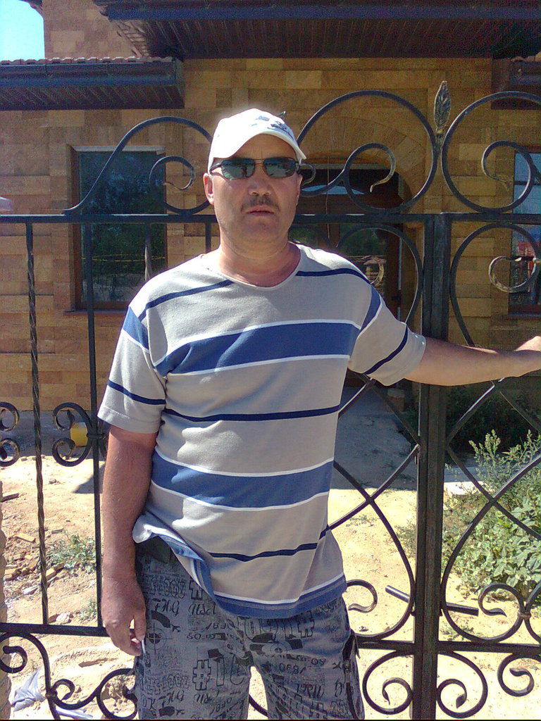 Азим Белалов