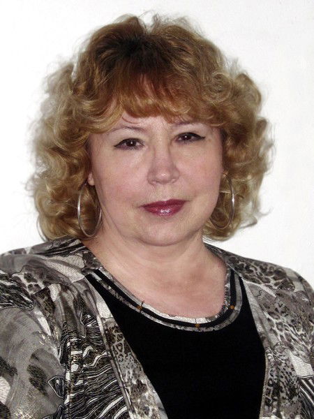 Нина Ястребова