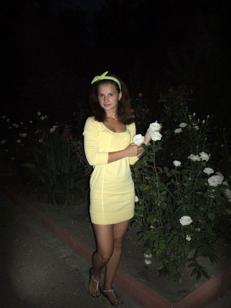 Юля Петриченко