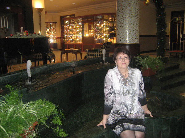 Елена Дубова