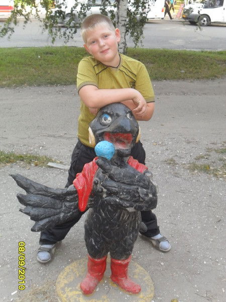 Антон Уваров