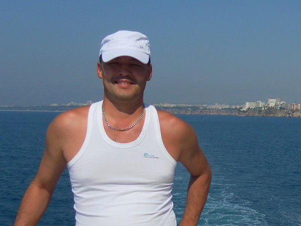 Руслан Данияров