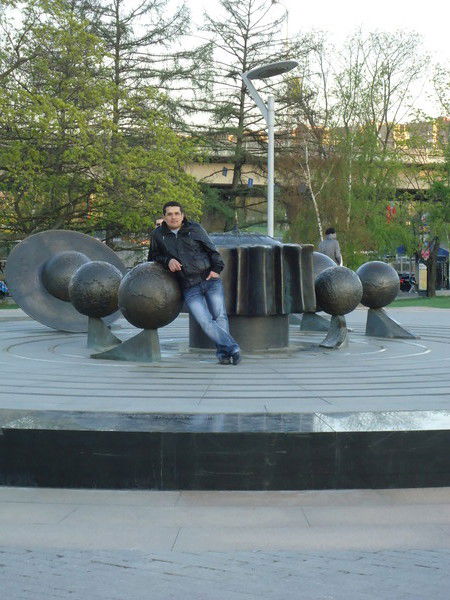 Музаффар Искандаров