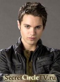 Адам Вазанов