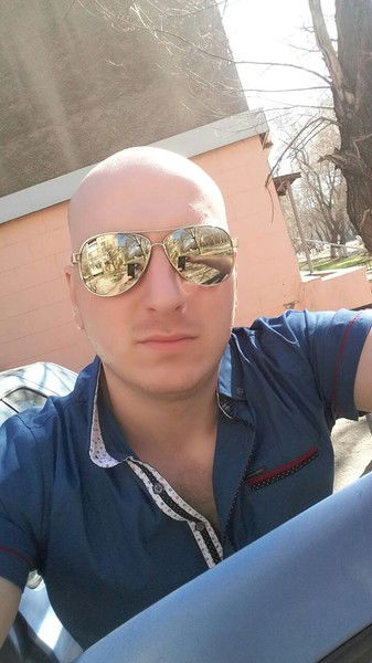 Максим Фролов