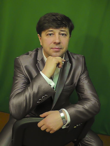 Сергей Янов