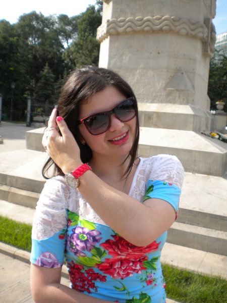 Полина Недова