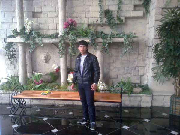 Бобур Тоджибоеив