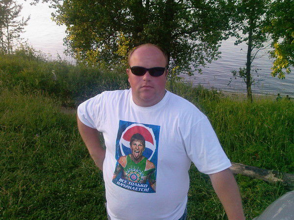 Александр Незлобин