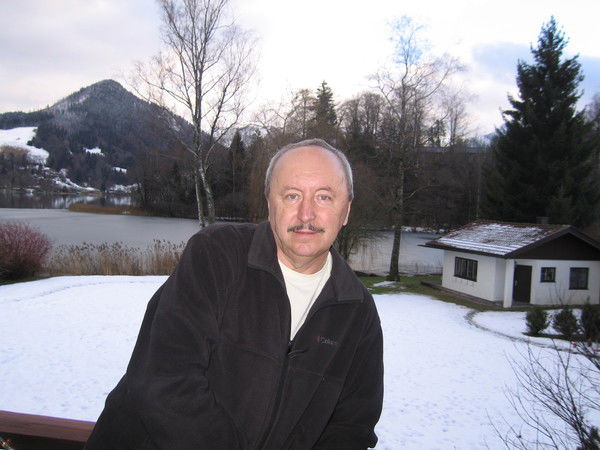 Владимир Харапуд