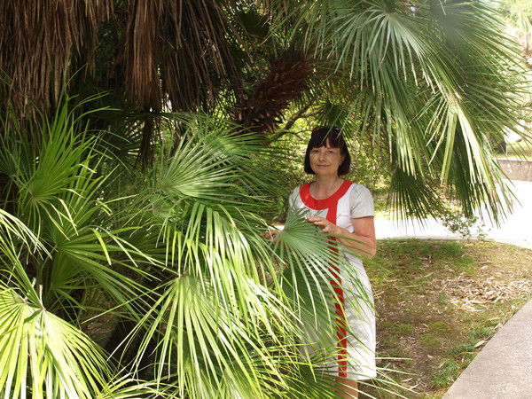 Анна Луценко