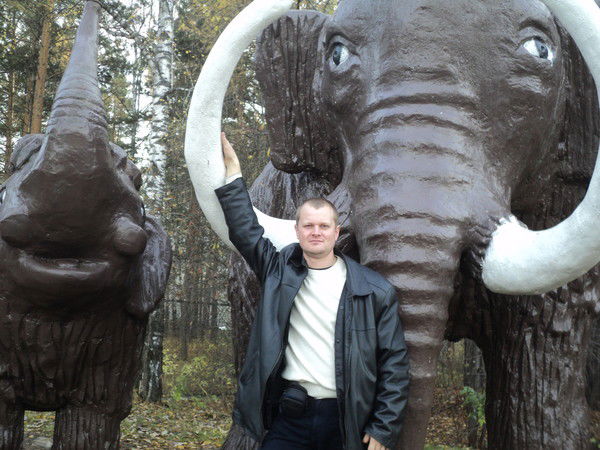 Анатолий Лихачев